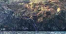 Suluada Kışın Ayrı Güzel